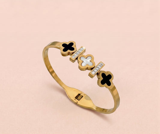 Modern Design – Perfect statement accessory